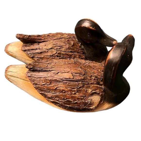 Duck Family, made of resin, looks like wood. EUC &!adorable! - Picture 3 of 11